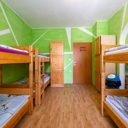 Bled Hostel 旅馆 布莱德