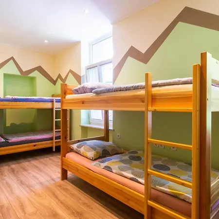 Bled Hostel 旅馆 布莱德